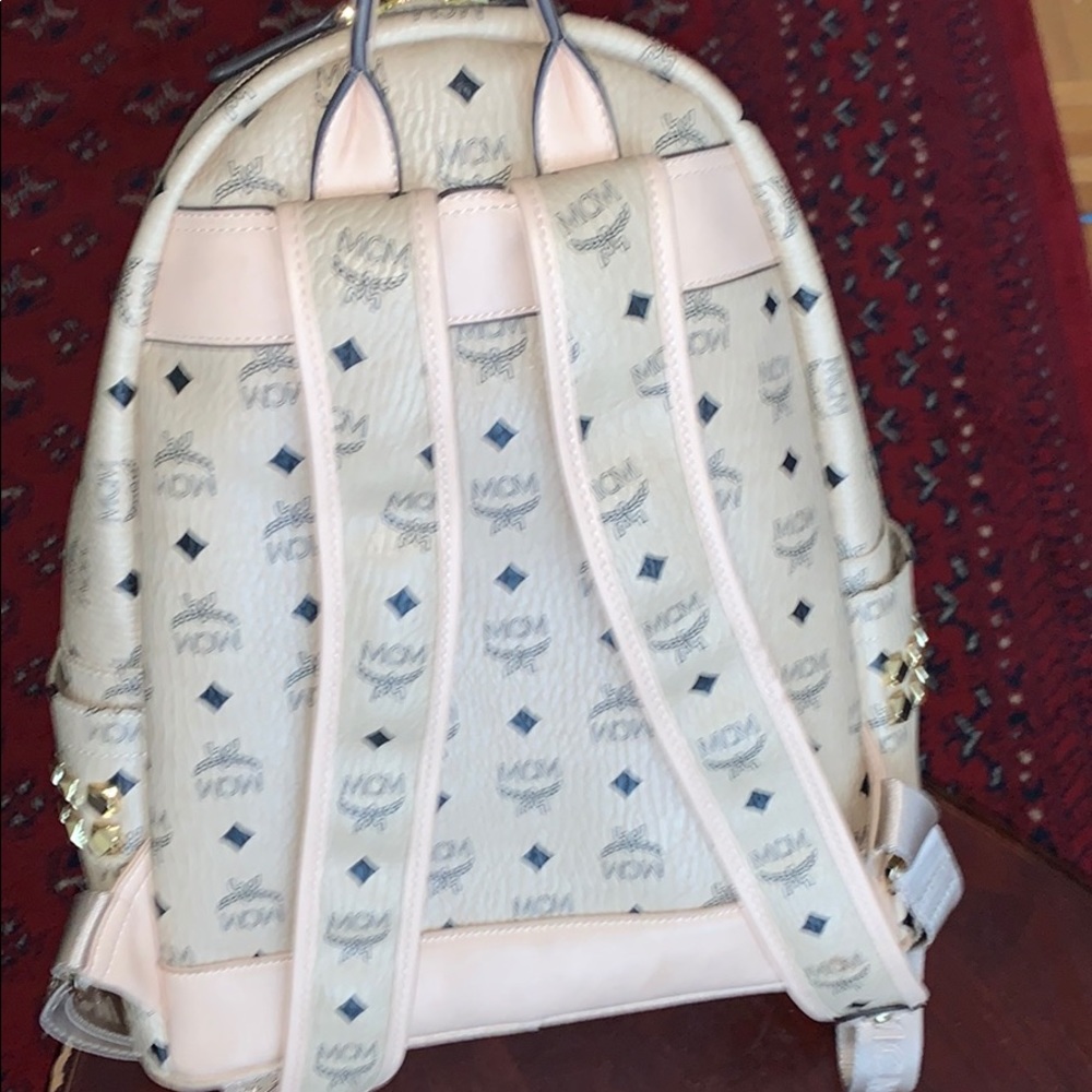 MCM CREAM BACKPACK - Picture 4 of 4